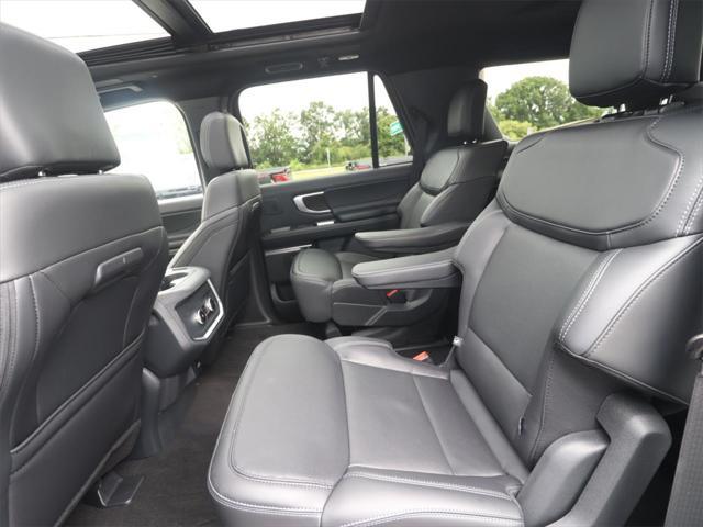 new 2025 Ford Expedition car, priced at $80,546