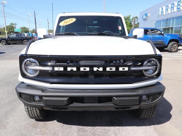 new 2025 Ford Bronco car, priced at $54,252