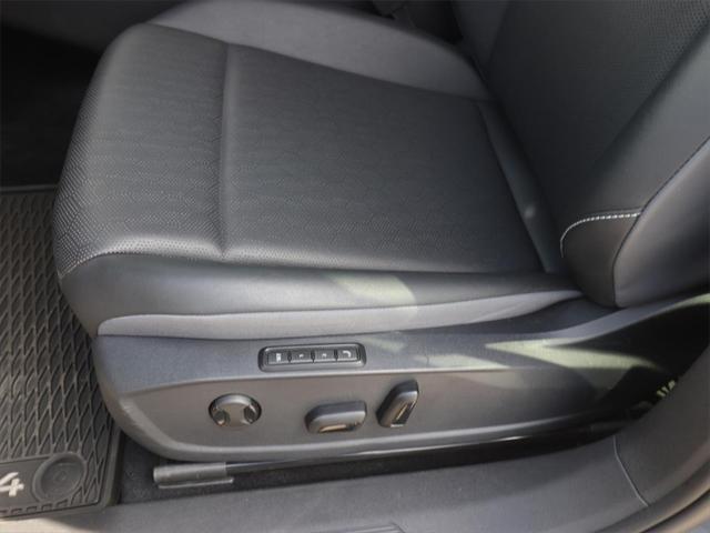 used 2023 Volkswagen ID.4 car, priced at $28,791