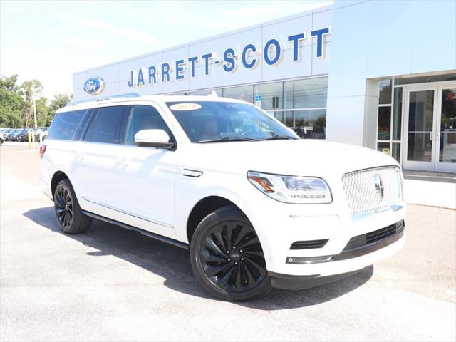 used 2021 Lincoln Navigator car, priced at $50,989