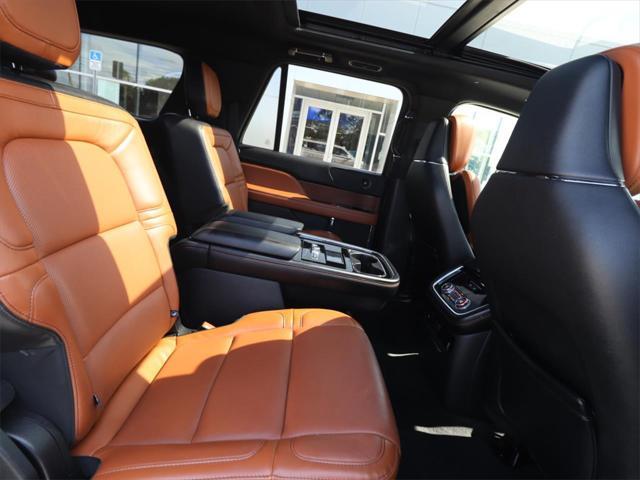 used 2021 Lincoln Navigator car, priced at $50,989