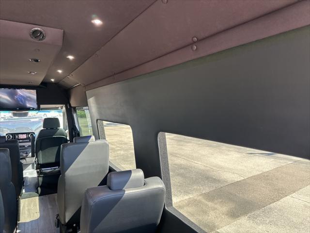 used 2022 Mercedes-Benz Sprinter 4500 car, priced at $84,898