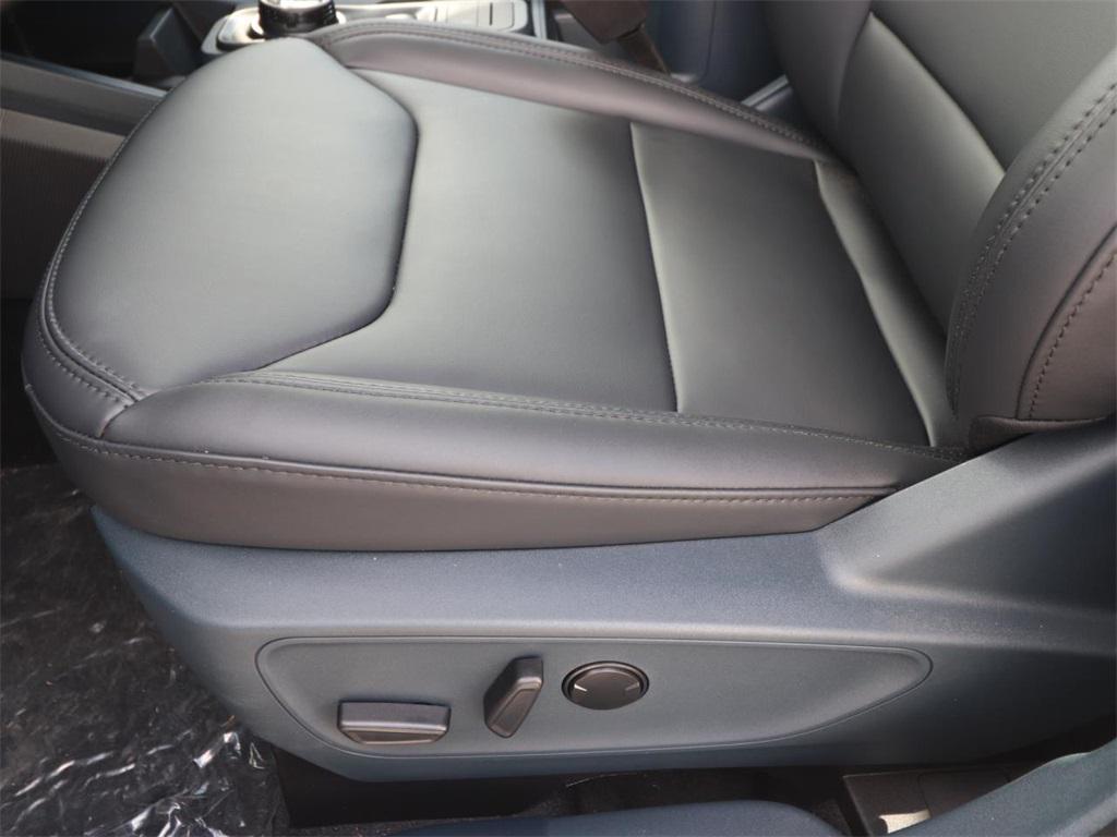 new 2025 Ford Maverick car, priced at $38,398