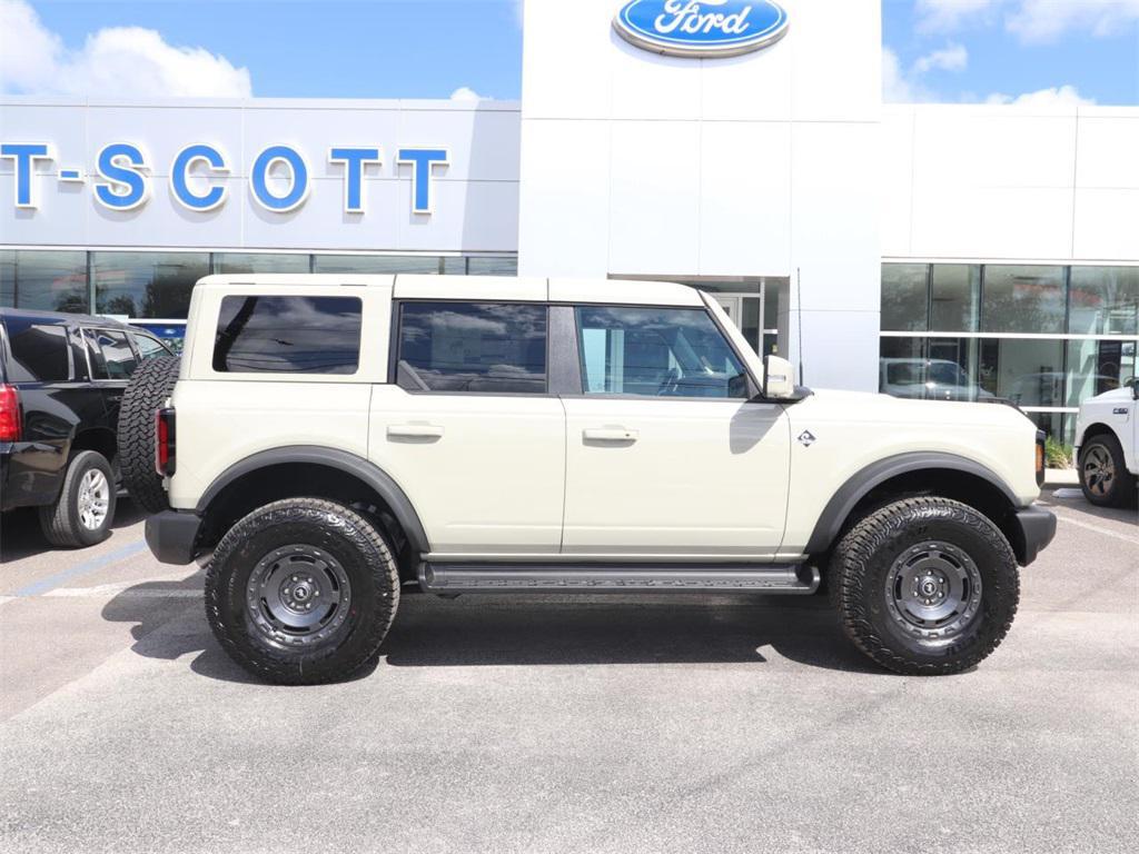 new 2025 Ford Bronco car, priced at $54,802