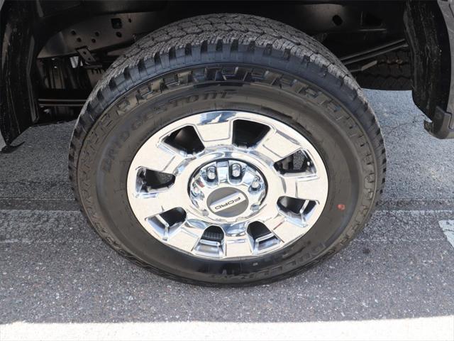 new 2025 Ford F-250 car, priced at $75,216