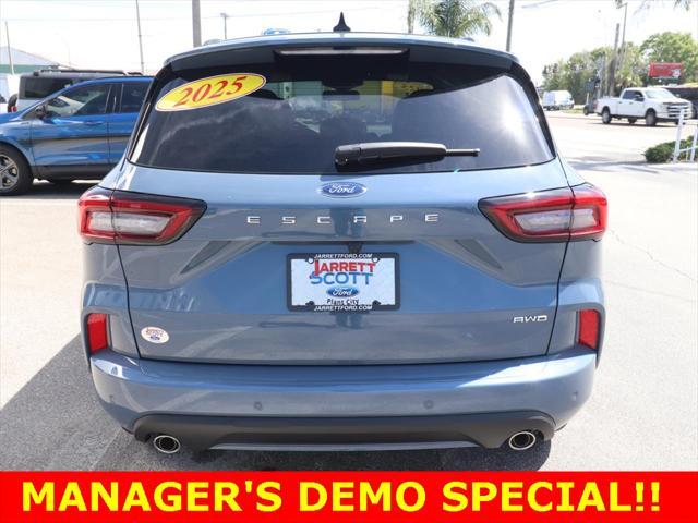 new 2025 Ford Escape car, priced at $32,394