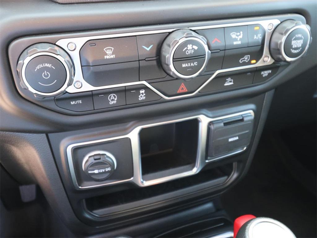 used 2023 Jeep Gladiator car, priced at $31,454