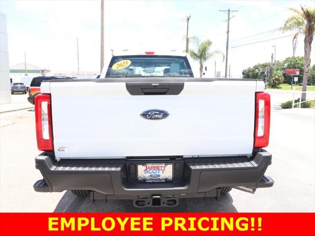 new 2025 Ford F-250 car, priced at $47,318