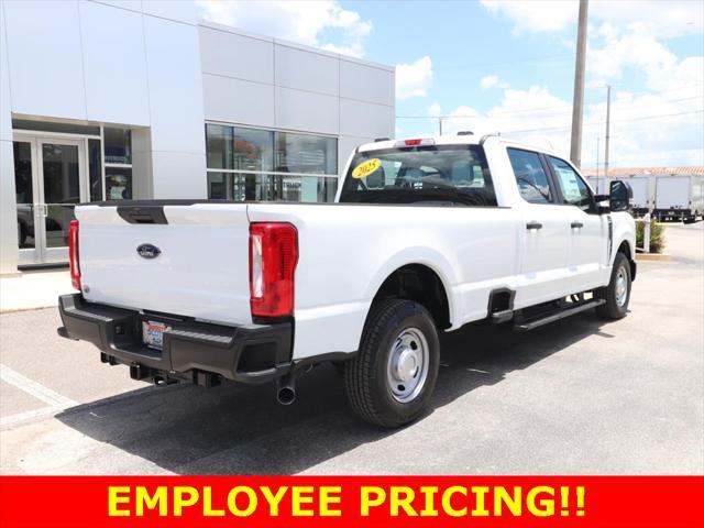 new 2025 Ford F-250 car, priced at $47,318