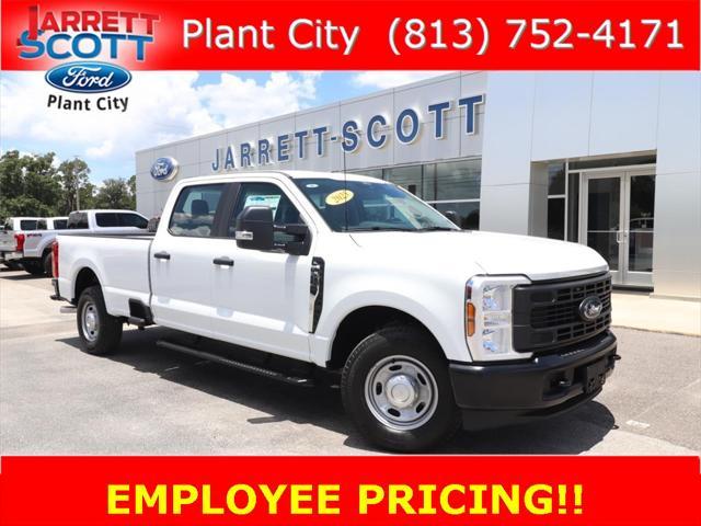 new 2025 Ford F-250 car, priced at $47,318