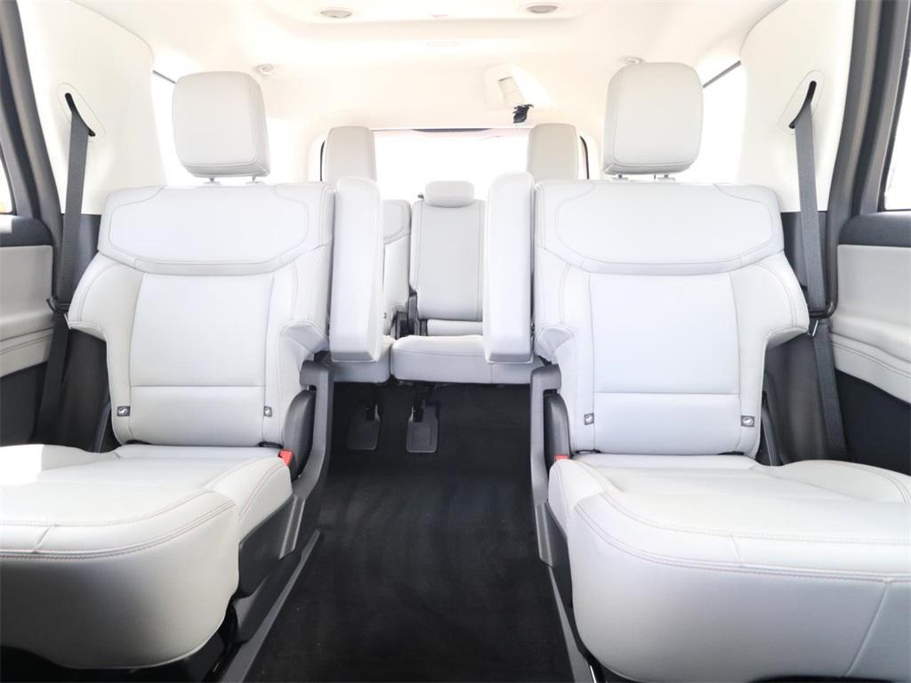 new 2025 Ford Expedition car, priced at $66,220
