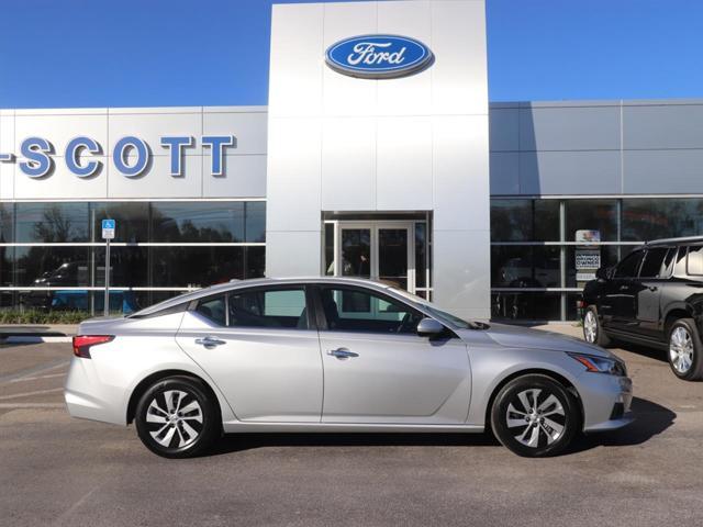 used 2020 Nissan Altima car, priced at $16,989