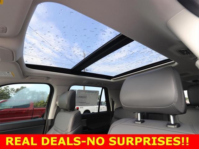 new 2025 Ford Expedition Max car, priced at $68,812