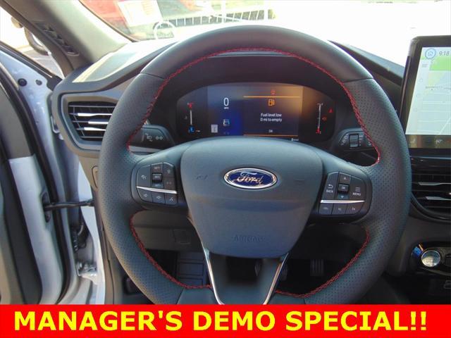 new 2025 Ford Escape car, priced at $26,614