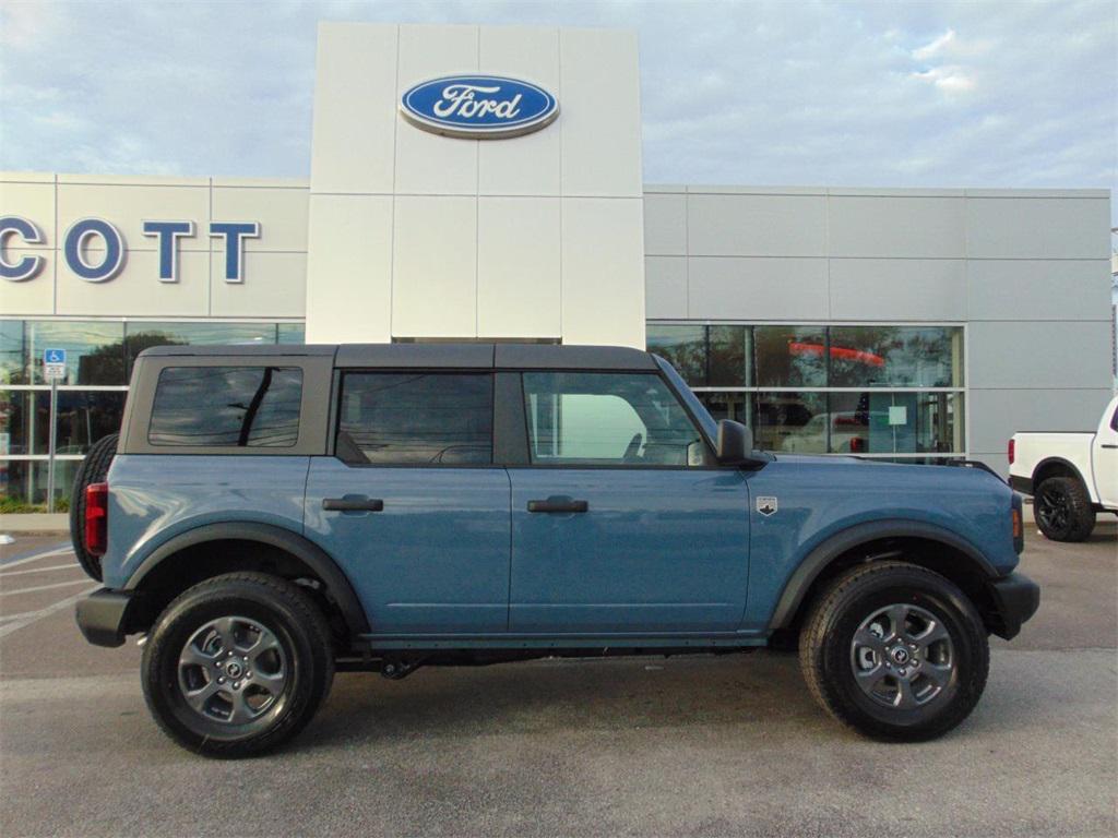 new 2025 Ford Bronco car, priced at $45,408
