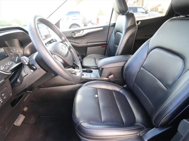 used 2022 Ford Escape car, priced at $22,376