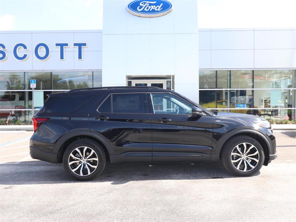 new 2025 Ford Explorer car, priced at $41,896