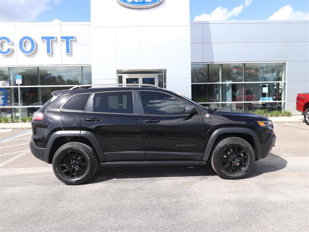 used 2021 Jeep Cherokee car, priced at $21,123