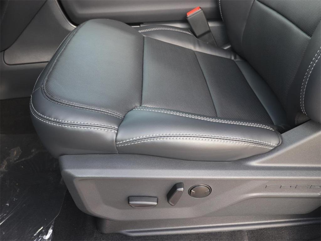 new 2025 Ford Expedition car, priced at $78,450