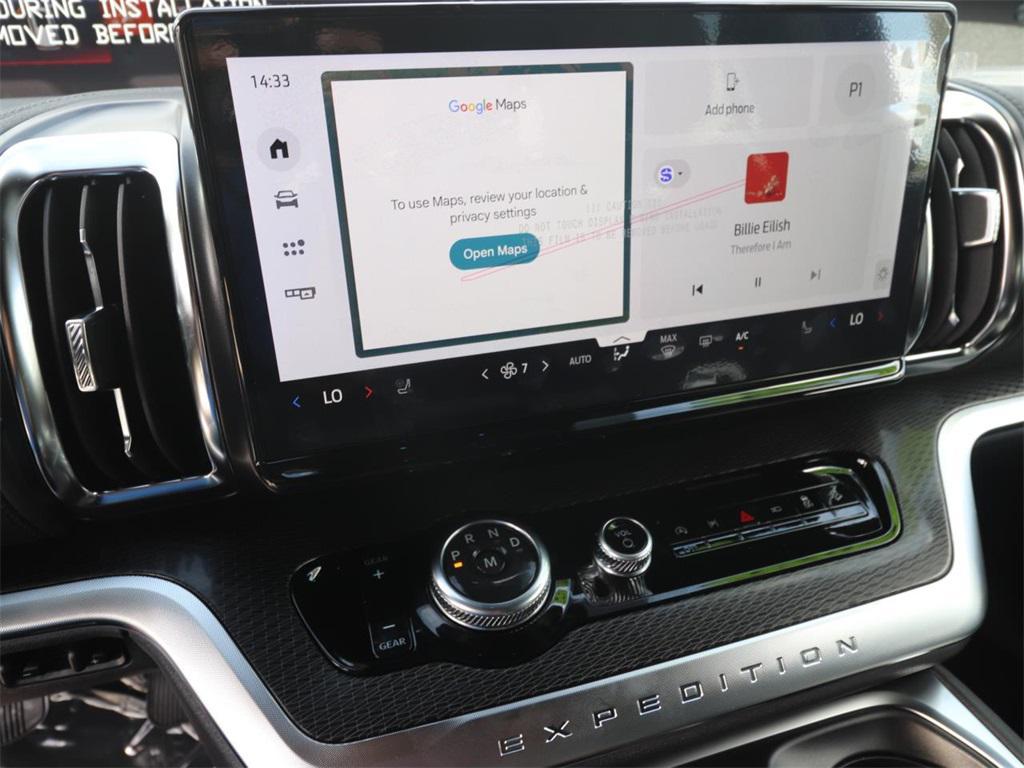 new 2025 Ford Expedition car, priced at $78,450
