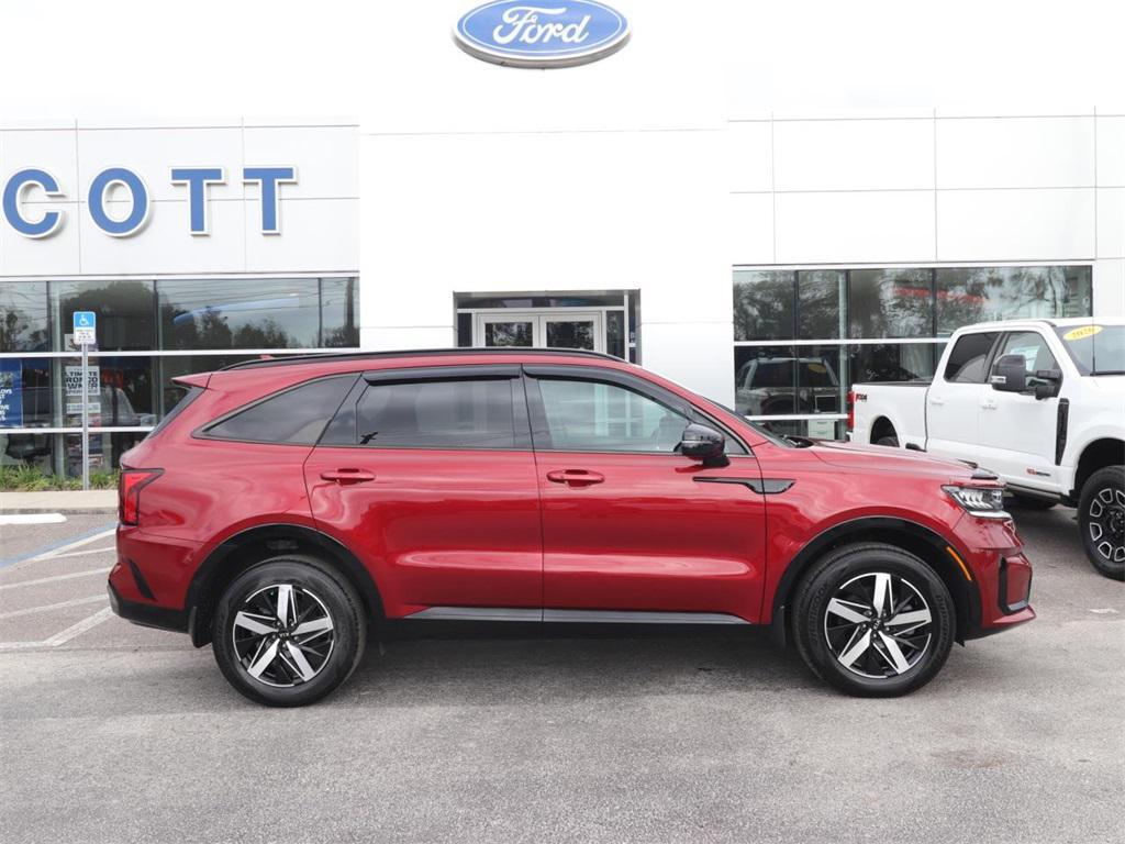 used 2021 Kia Sorento car, priced at $22,517