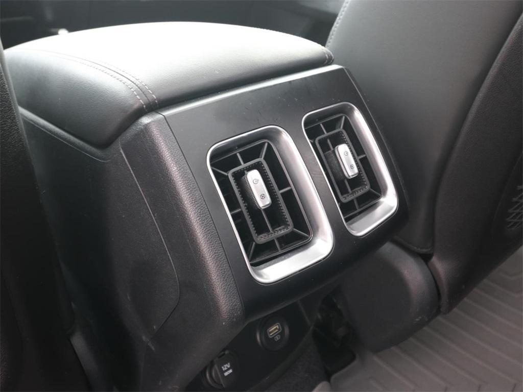 used 2021 Kia Sorento car, priced at $22,517