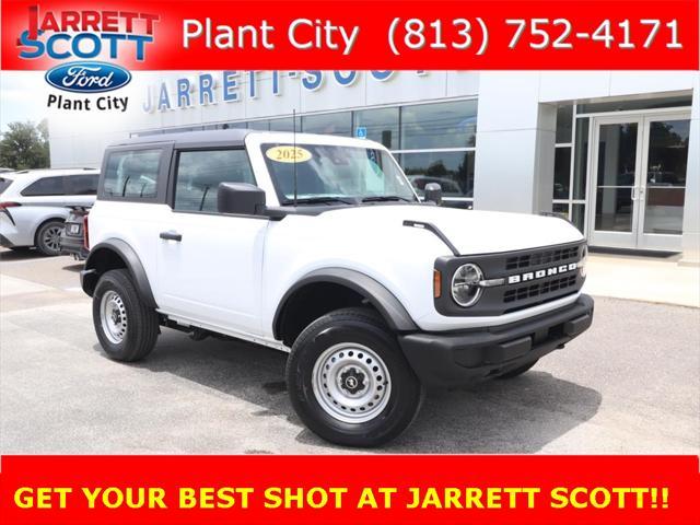new 2025 Ford Bronco car, priced at $38,174