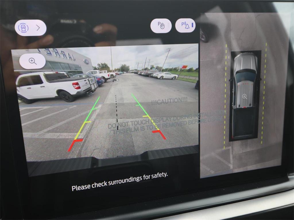 new 2025 Ford F-250 car, priced at $77,054