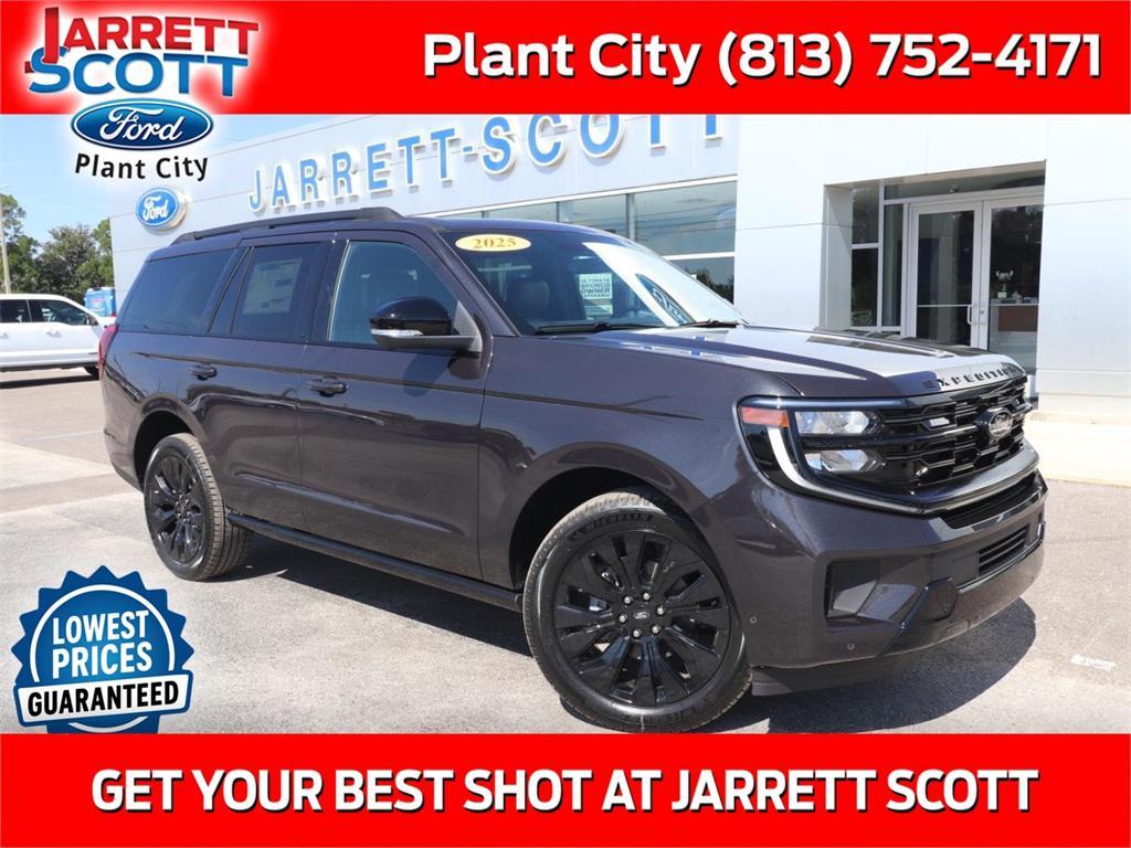 new 2025 Ford Expedition car, priced at $77,898
