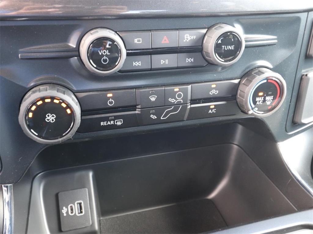 new 2025 Ford F-150 car, priced at $41,384