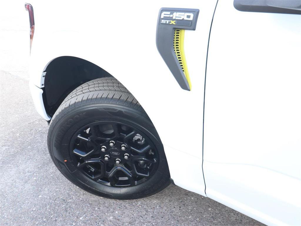 new 2025 Ford F-150 car, priced at $41,384