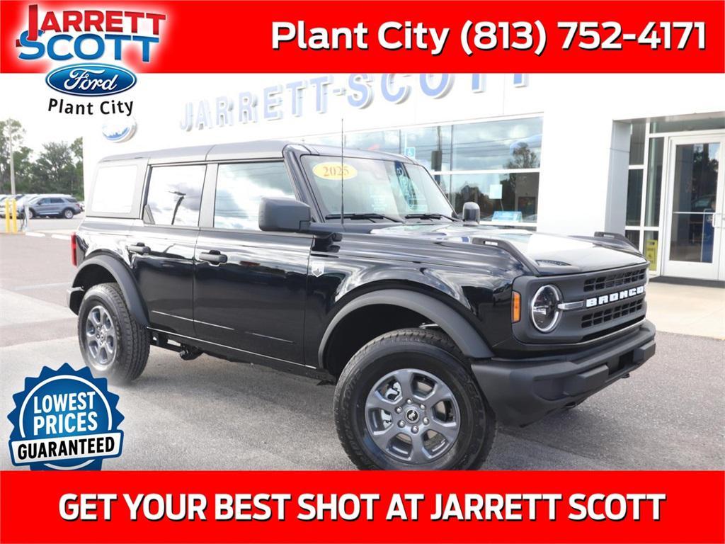 new 2025 Ford Bronco car, priced at $40,230