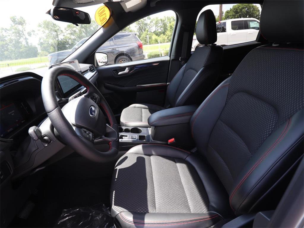new 2025 Ford Escape car, priced at $26,945