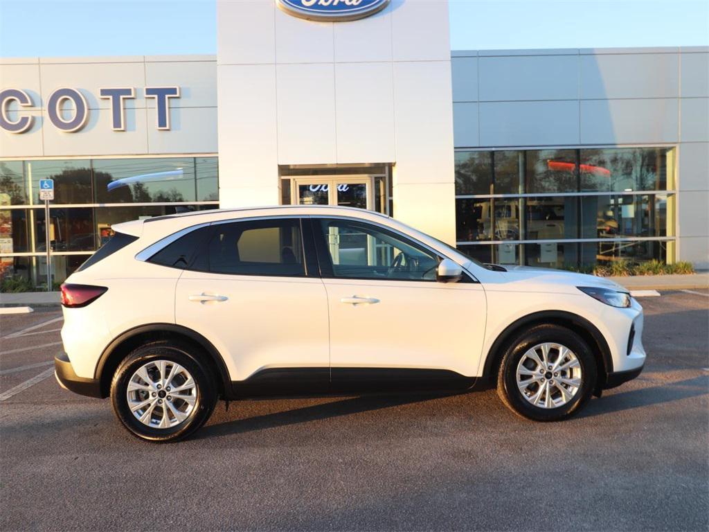 used 2023 Ford Escape car, priced at $20,898