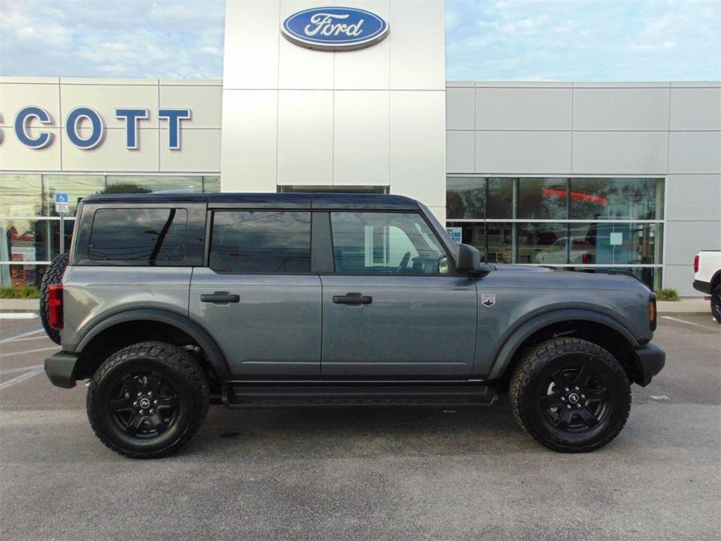 new 2025 Ford Bronco car, priced at $47,243