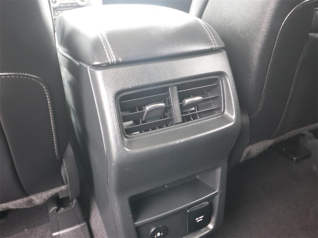 used 2024 Ford Edge car, priced at $26,528