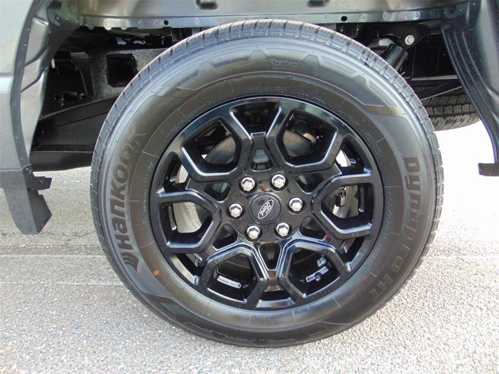 new 2025 Ford F-150 car, priced at $42,384