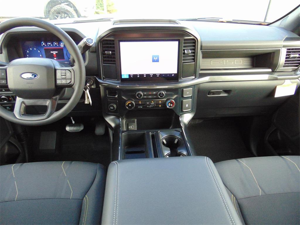 new 2025 Ford F-150 car, priced at $42,384
