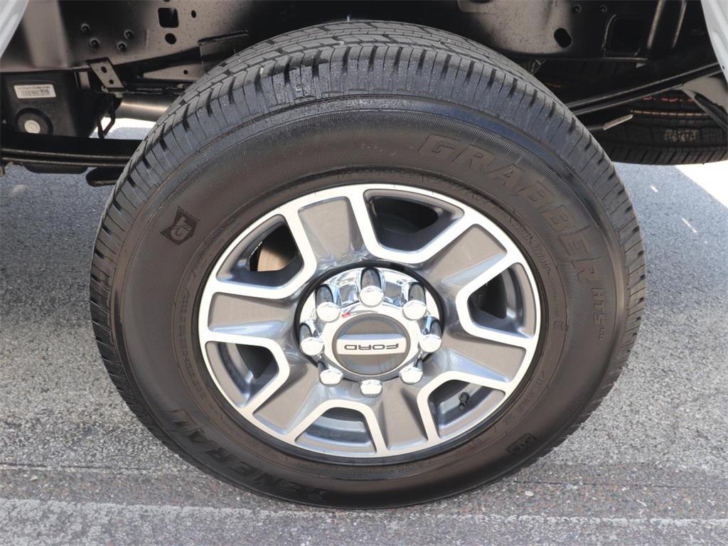 new 2025 Ford F-250 car, priced at $54,248