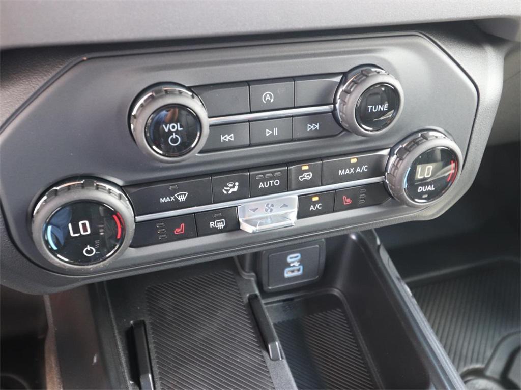 new 2025 Ford Bronco car, priced at $43,448