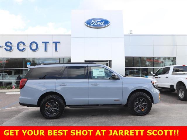 new 2025 Ford Expedition car, priced at $79,978
