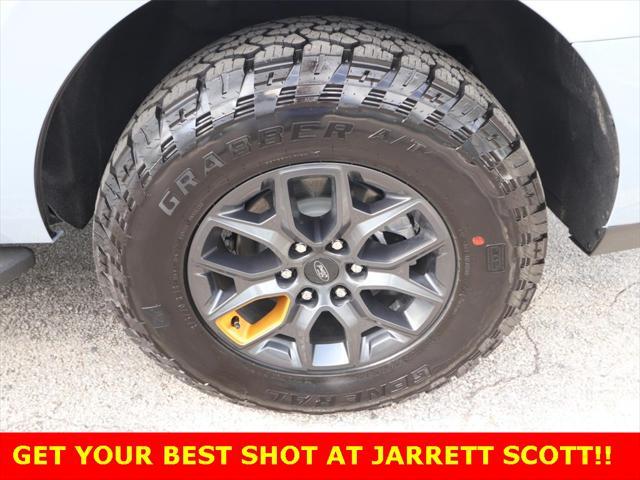 new 2025 Ford Expedition car, priced at $79,978