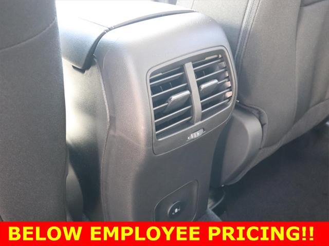 new 2025 Ford Escape car, priced at $29,577