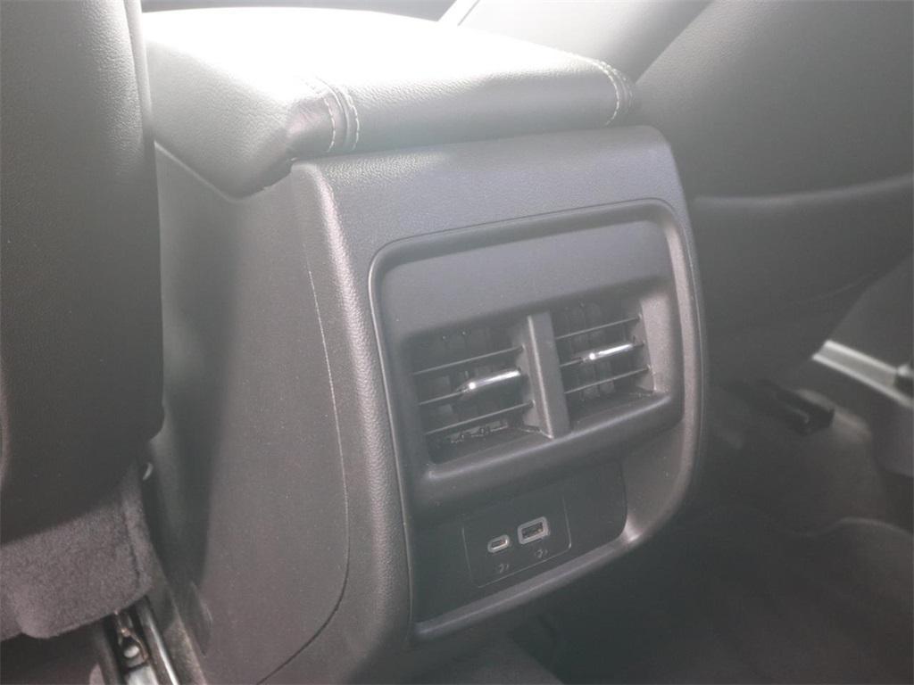 used 2024 Cadillac XT4 car, priced at $31,243