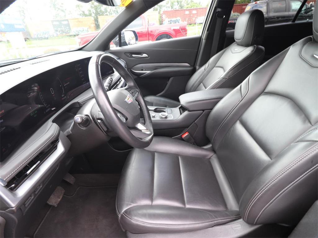 used 2024 Cadillac XT4 car, priced at $31,243