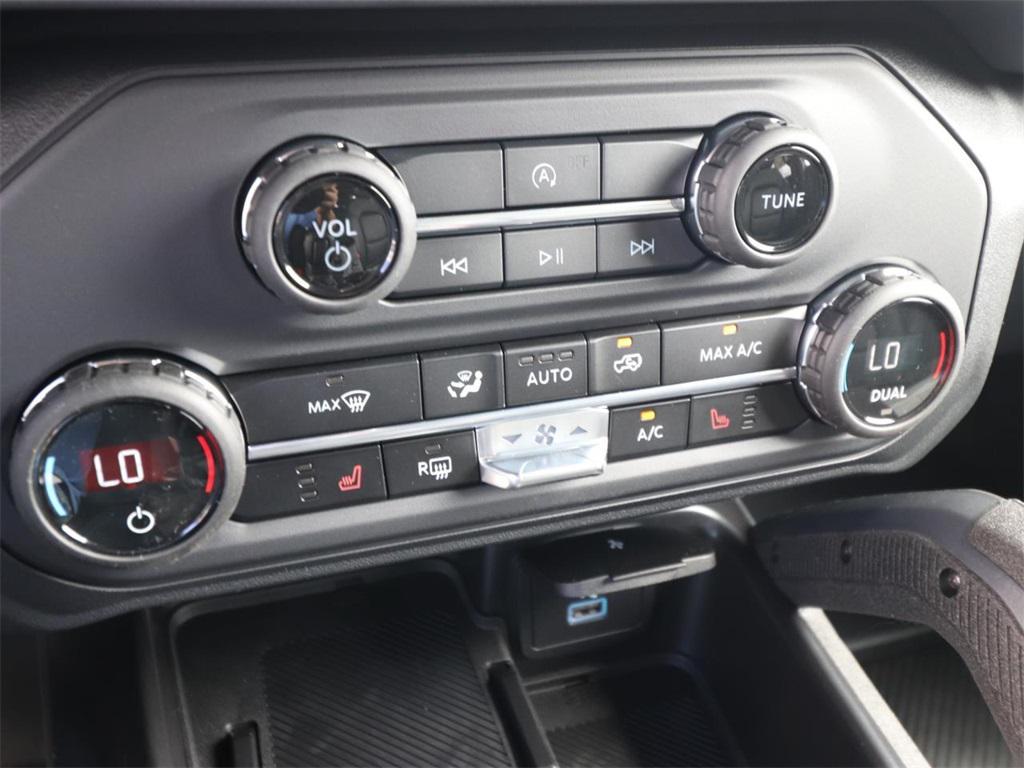 new 2025 Ford Bronco car, priced at $47,452
