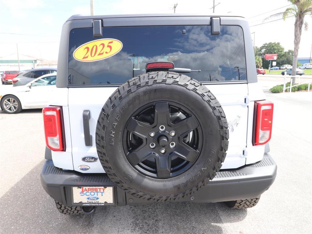 new 2025 Ford Bronco car, priced at $47,452