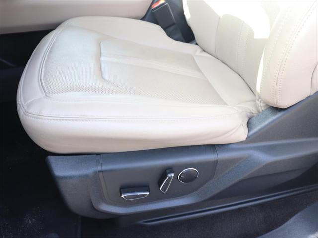 used 2023 Ford Expedition car, priced at $44,907