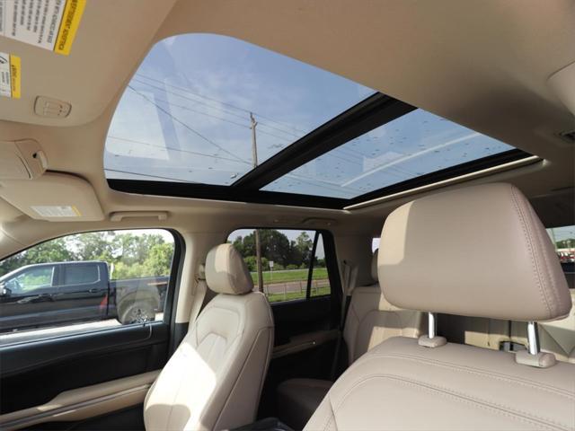 used 2023 Ford Expedition car, priced at $44,907