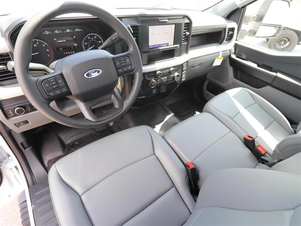 new 2025 Ford F-250 car, priced at $44,277